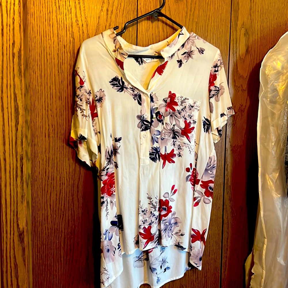 Floral top